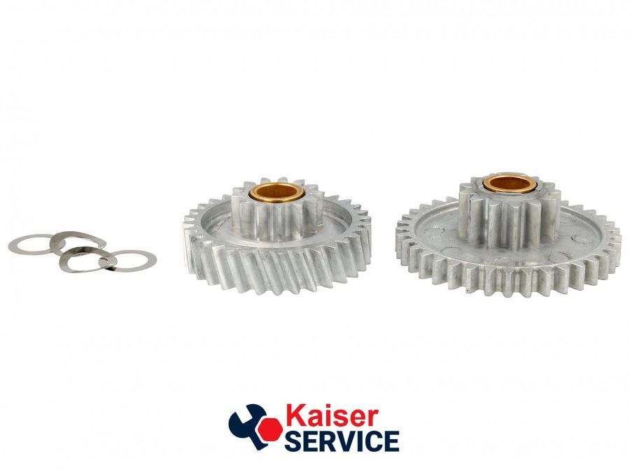 Набор шестерней (2шт.) для кух. комбайна KENWOOD (KW650130) 330596 фото