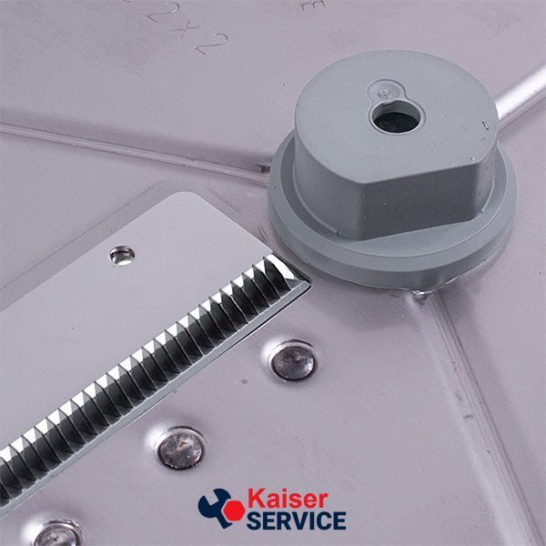 Диск для нарізки соломкою Julienne 2x2mm Robot Coupe 27599 D=175mm 493771 фото
