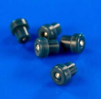 Комплект амортизирующих ножек для кухонного комбайна Kenwood KW650568 11193893 фото