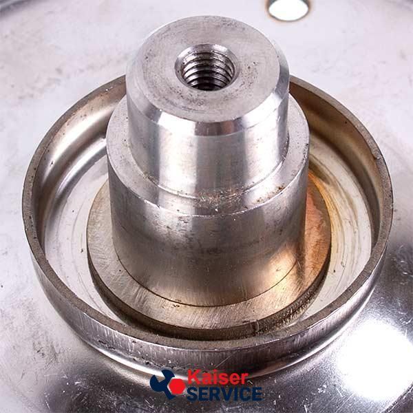 Фланець барабана (опора) для пральної машини ELECTROLUX, ZANUSSI, D вала=17mm 6 отв.xM4.7 (під підшипник 6203) 642008 фото